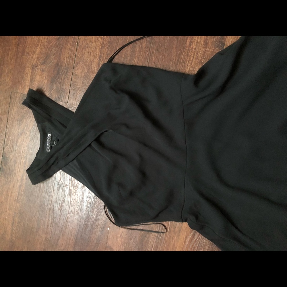 Express dress - Picture 2 of 3